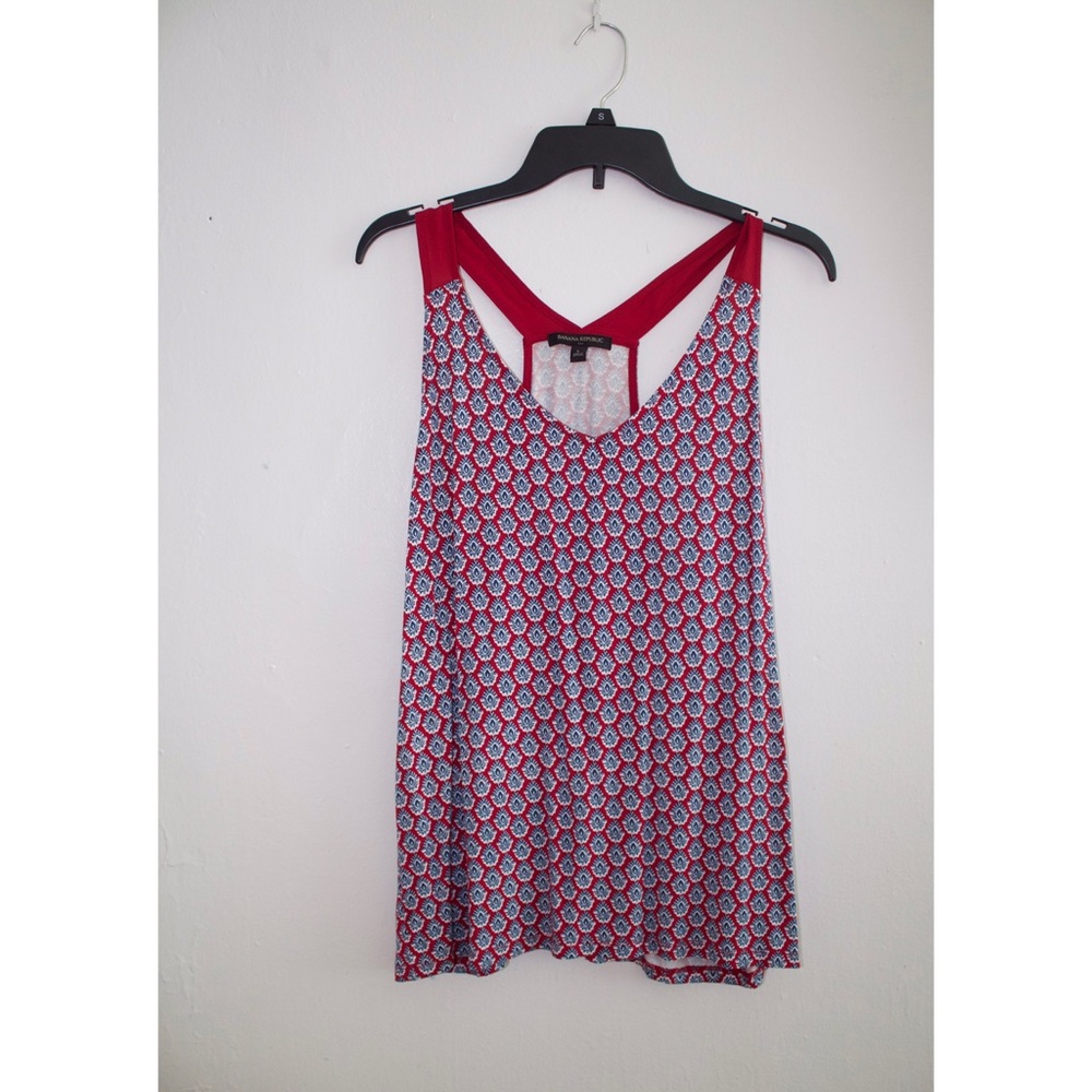 ✨Banana Republic tank top✨